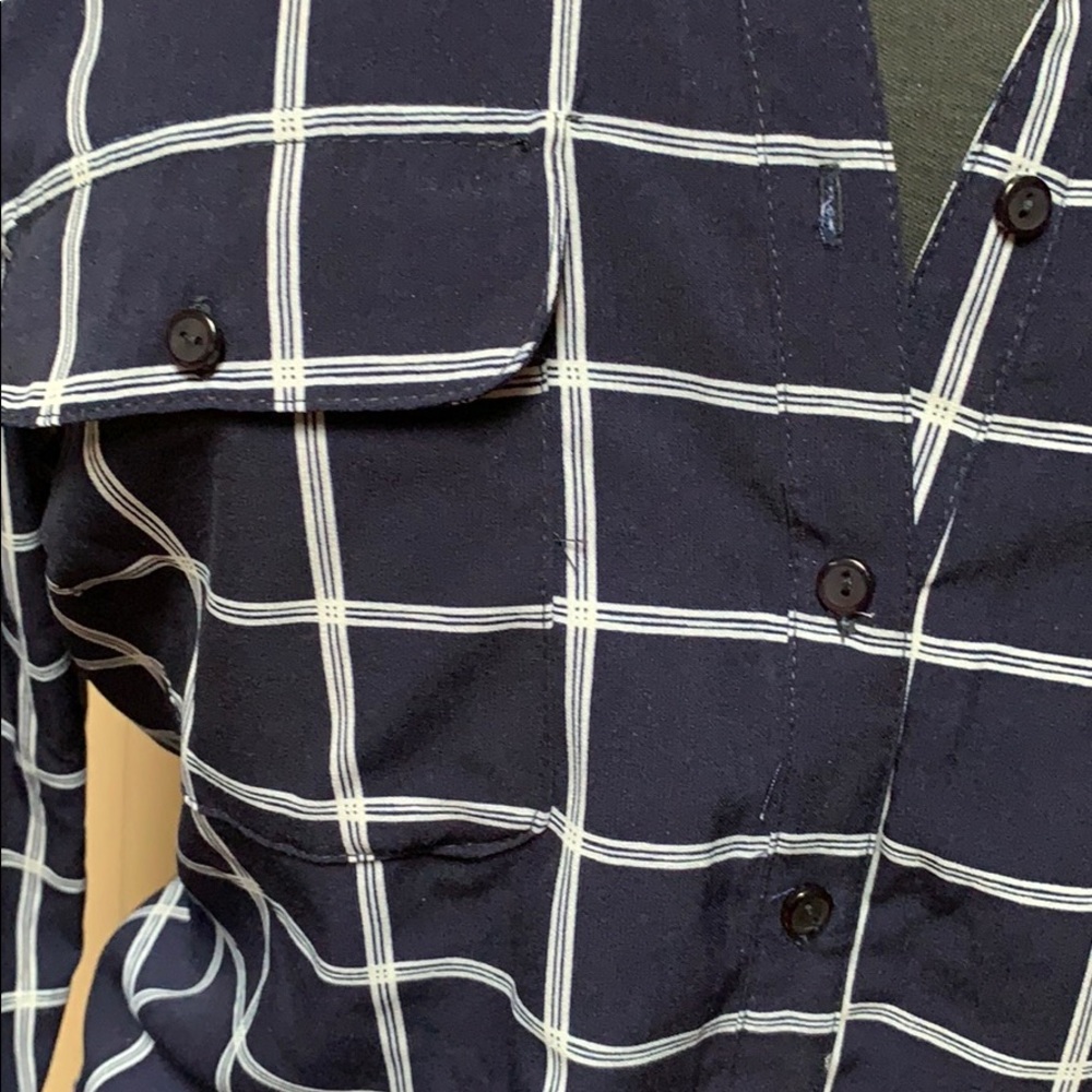 Button down shirt - Picture 3 of 5